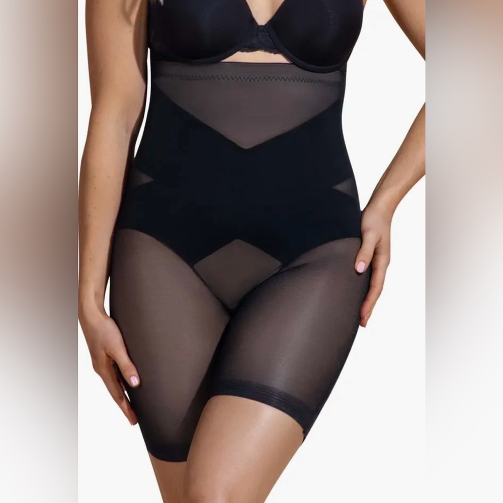 Honeylove SuperPower Shorts New